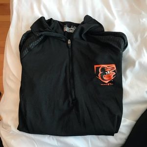 Black oriels under armour quarter zip